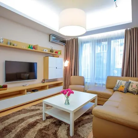 Apartment Hight Tech Super Center