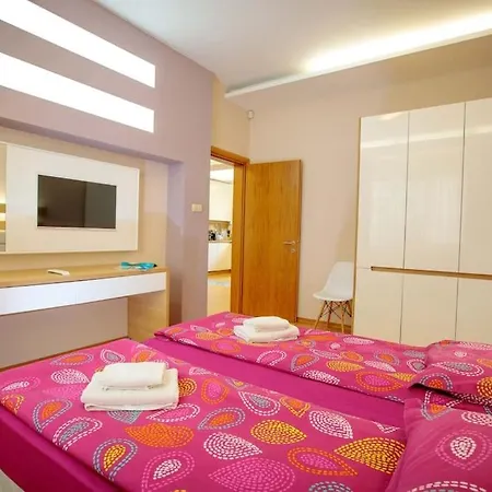 Hight Tech Super Center Apartment *
