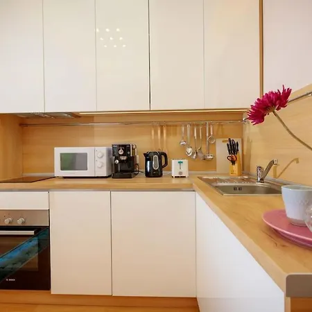 Apartment Hight Tech Super Center *